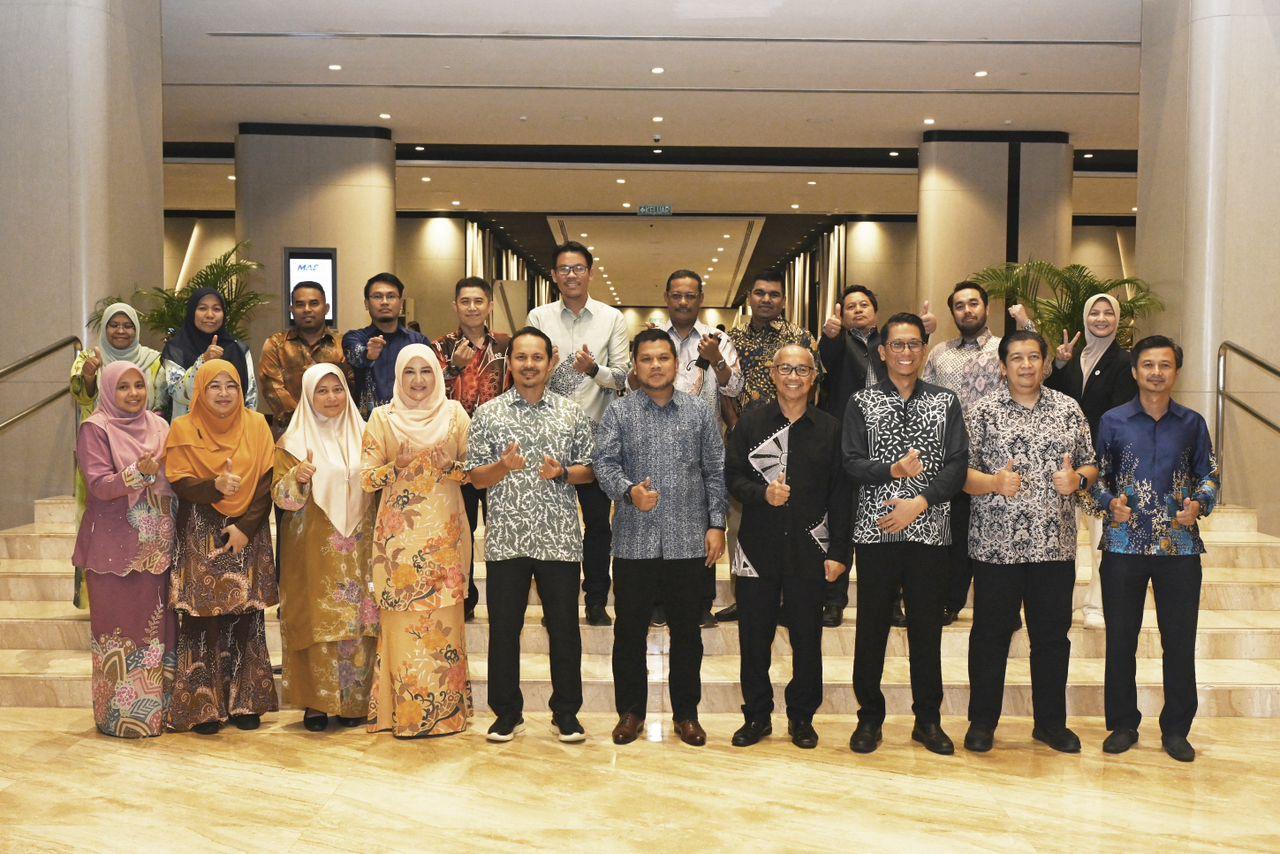 MESYUARAT KAJIAN SEMULA PENCAPAIAN SASARAN KERJA UTAMA (SKU) BIL. 2-2024