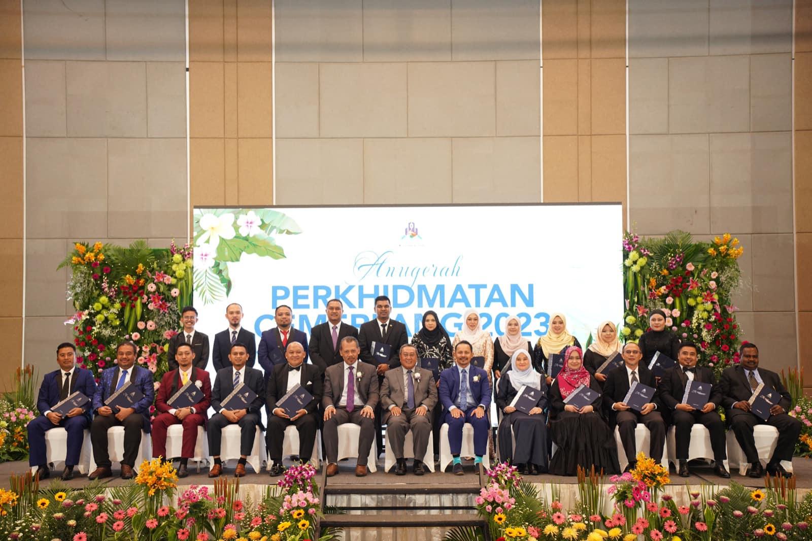 MAJLIS ANUGERAH PERKHIDMATAN CEMERLANG (APC)