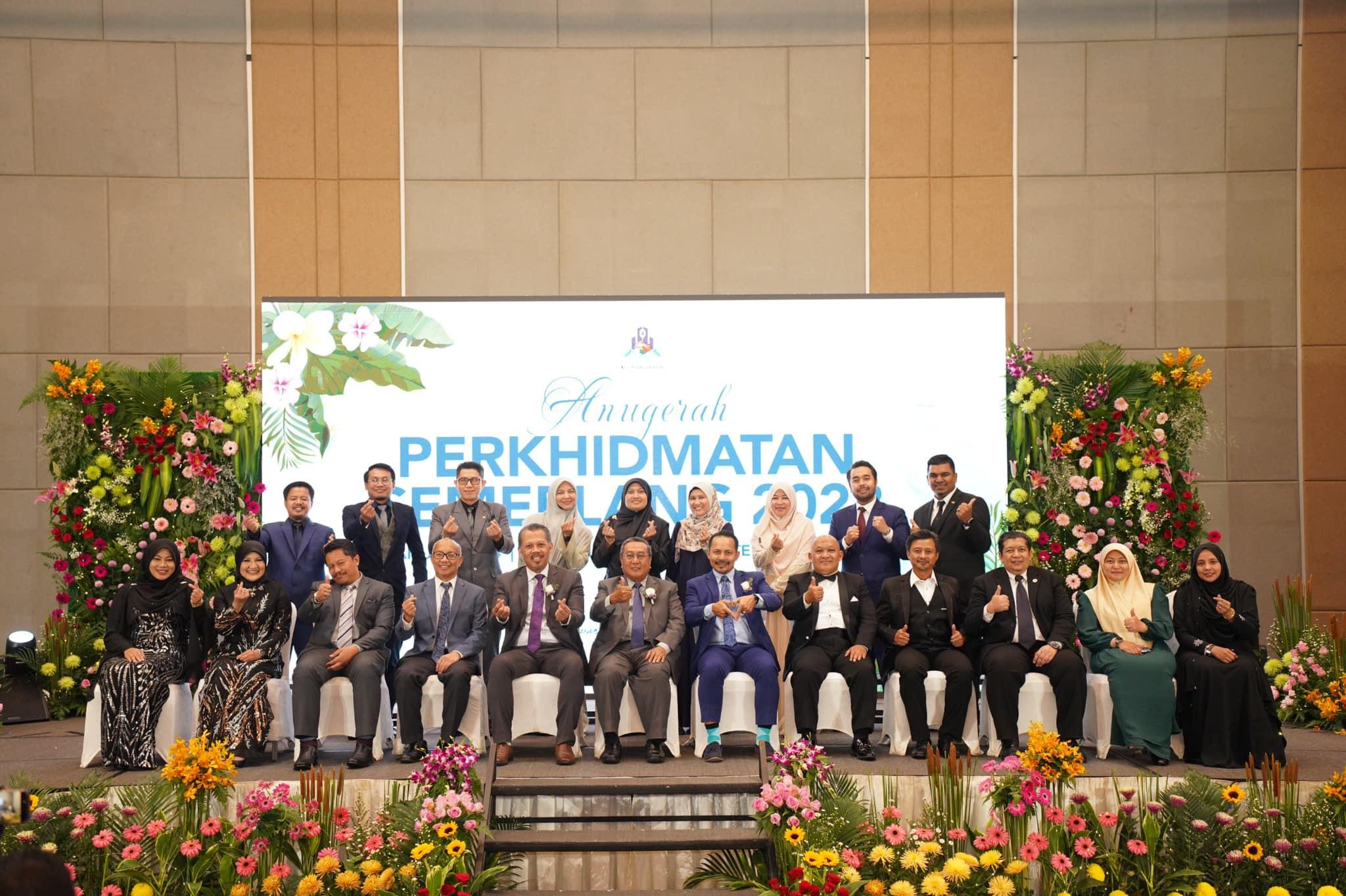 MAJLIS ANUGERAH PERKHIDMATAN CEMERLANG (APC)