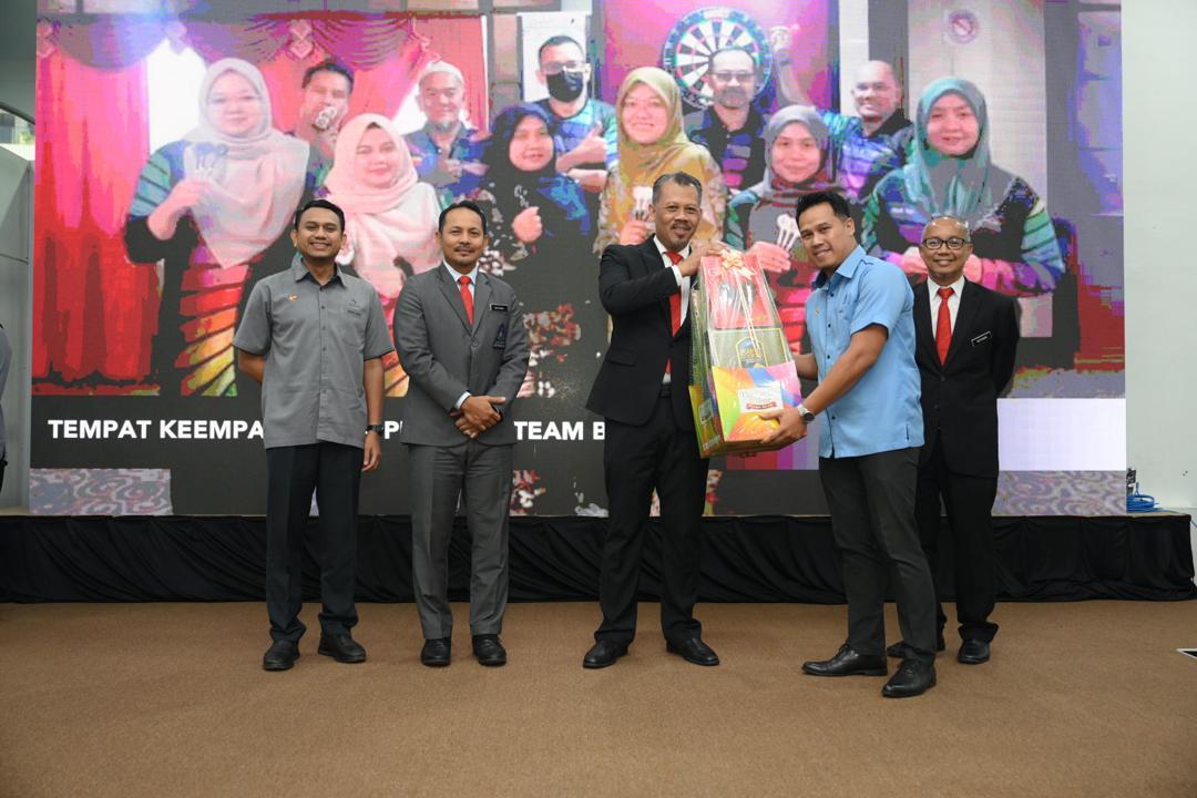 PERHIMPUNAN BULAN JANUARI