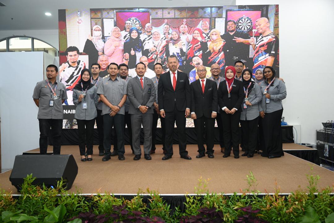 PERHIMPUNAN BULAN JANUARI