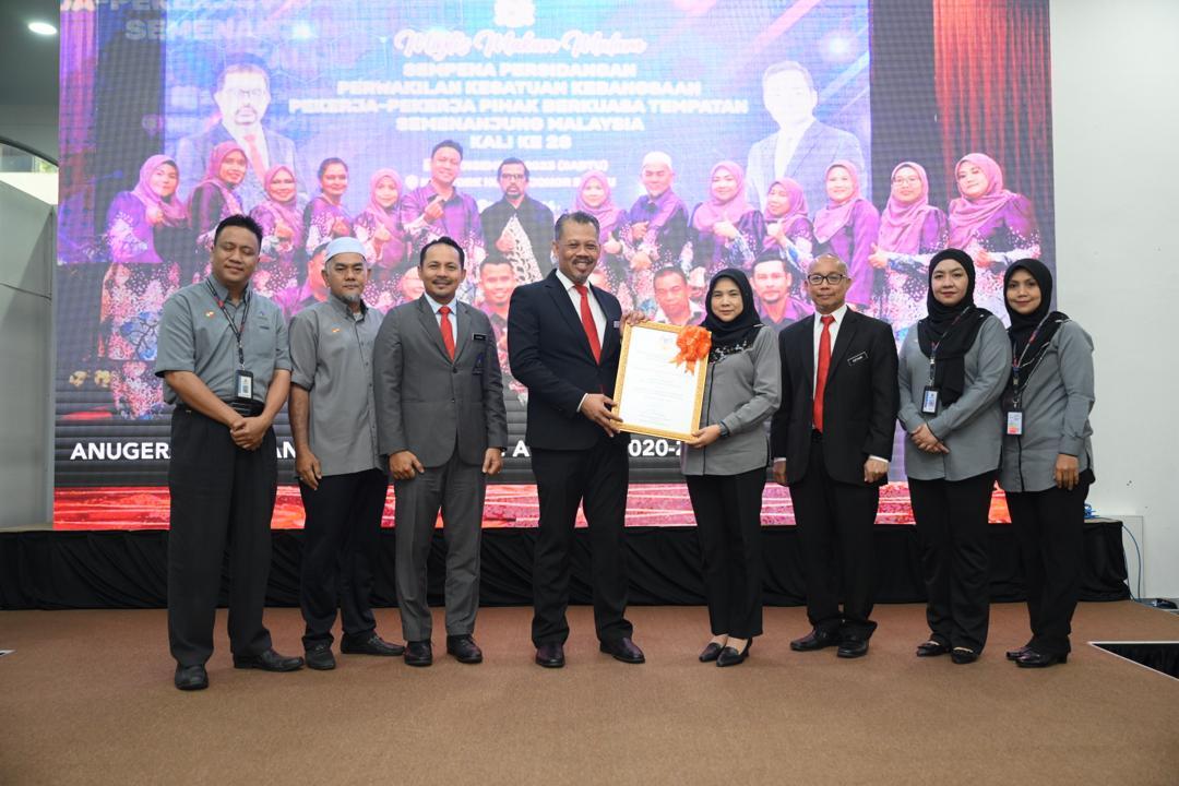PERHIMPUNAN BULAN JANUARI