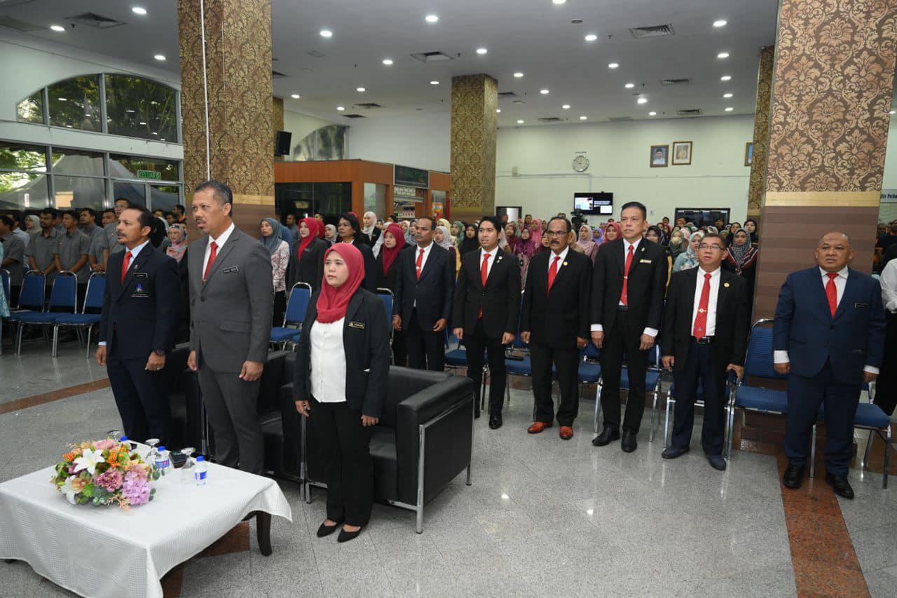 PERHIMPUNAN BULAN FEBRUARI