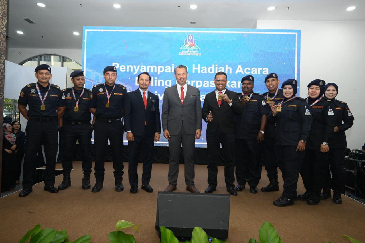 PERHIMPUNAN BULAN FEBRUARI