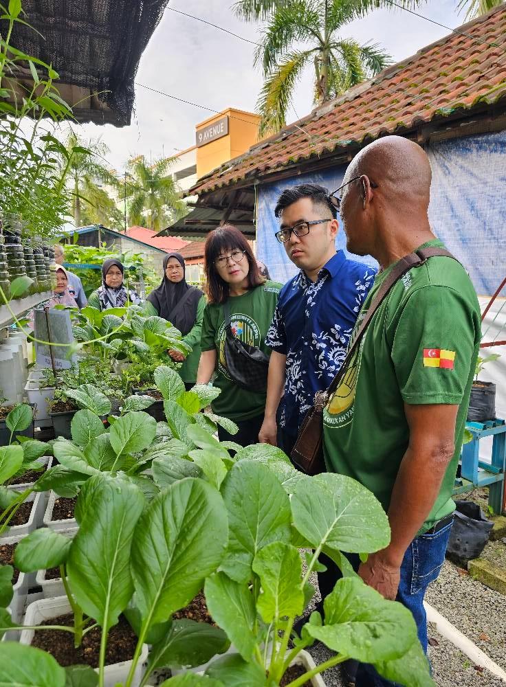 PROGRAM GOTONG-ROYONG