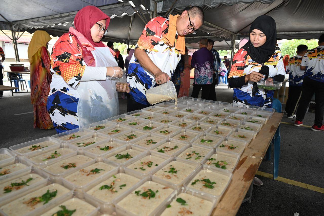 PROGRAM MEMASAK BUBUR LAMBUK