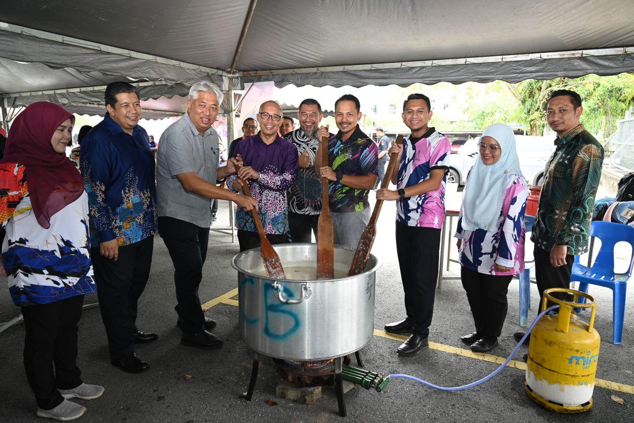 PROGRAM MEMASAK BUBUR LAMBUK