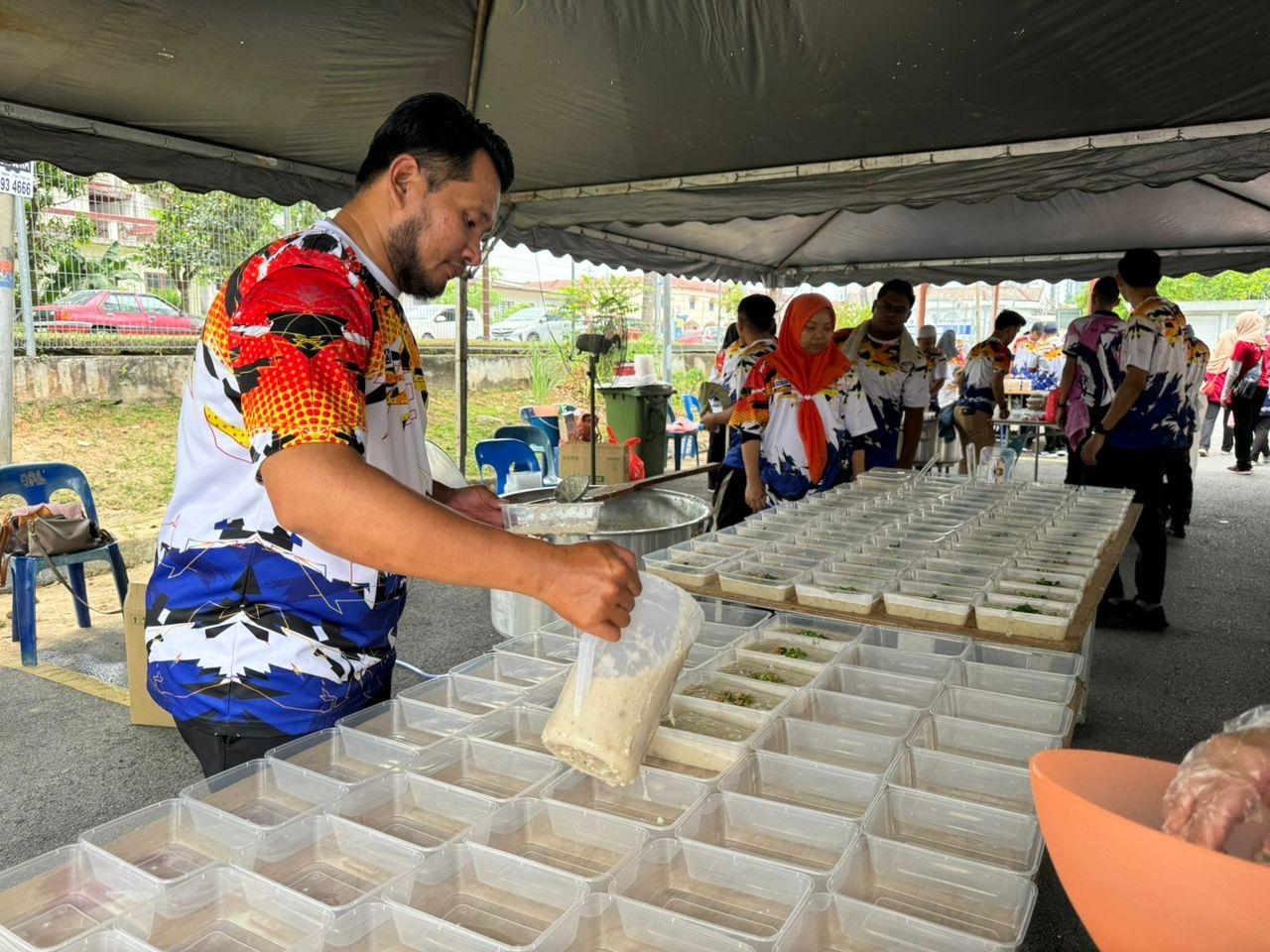 PROGRAM MEMASAK BUBUR LAMBUK