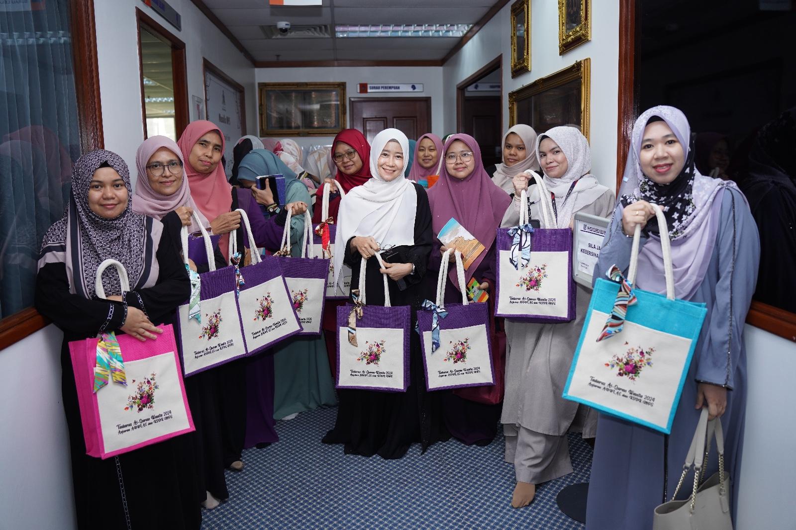 MAJLIS TADARUS DAN KHATAM AL QURAN