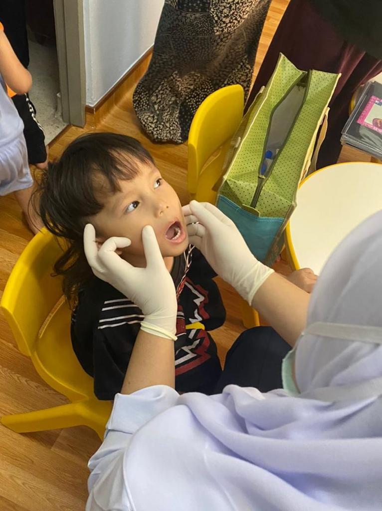 PEMERIKSAAN GIGI KANAK-KANAK TASKA MPS