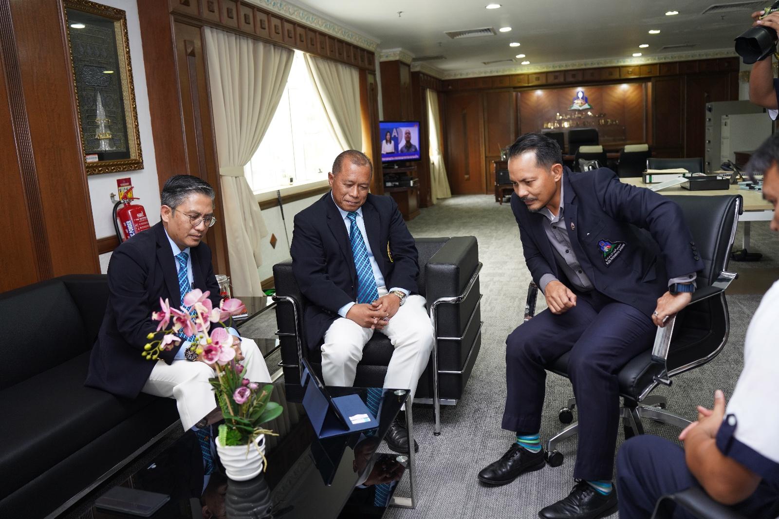 LAWATAN PERSATUAN SENI SILAT CEKAK MALAYSIA CAWANGAN SELANGOR (PSSCMCS) KE MPS