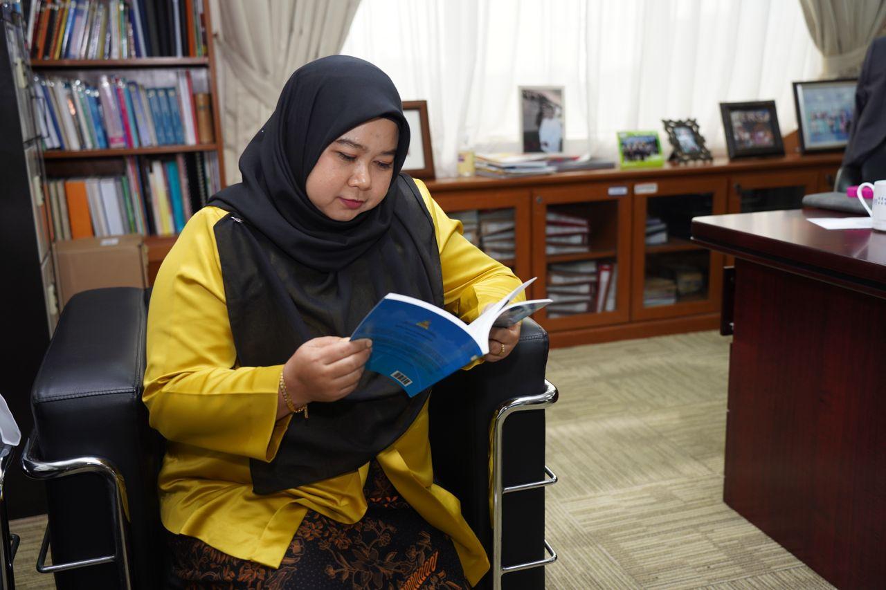 JOM MEMBACA