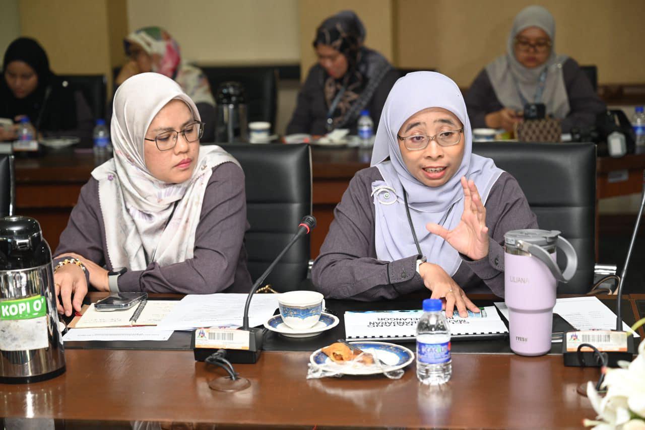 LAWATAN MPKS KE MPS