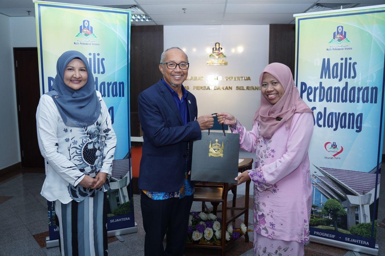 LAWATAN PENANDAARASAN MAJLIS BANDARAYA DIRAJA KLANG KE MPS
