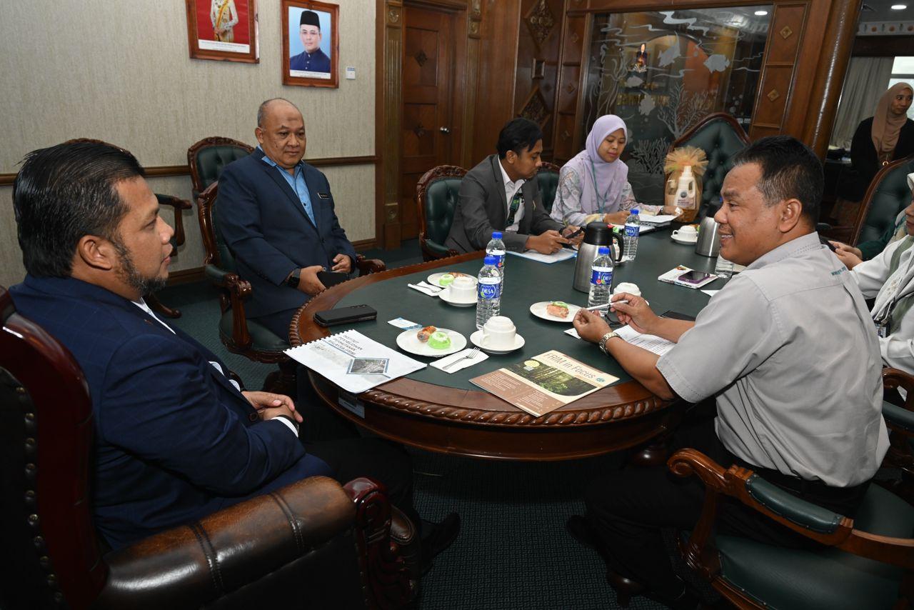 KUNJUNGAN HORMAT INSTITUT PENYELIDIKAN PERHUTANAN MALAYSIA (FRIM) KE MPS