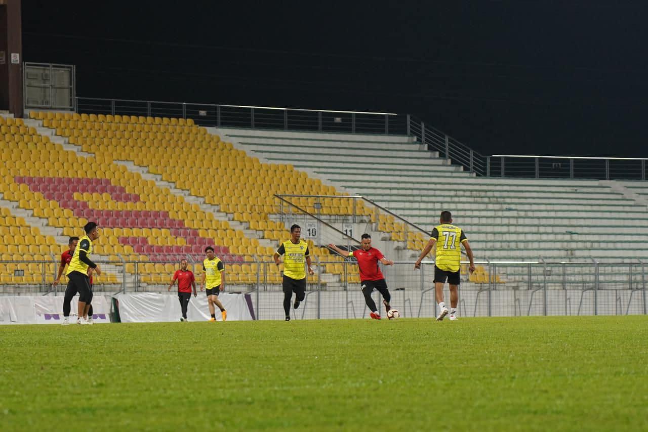 PERLAWANAN PERSAHABATAN BOLA SEPAK VETERAN MPS DAN VETERAN MAJLIS PERBANDARAN KAJANG (MPKJ)
