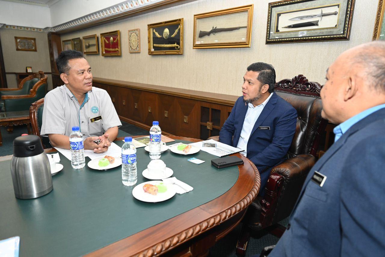KUNJUNGAN HORMAT INSTITUT PENYELIDIKAN PERHUTANAN MALAYSIA (FRIM) KE MPS
