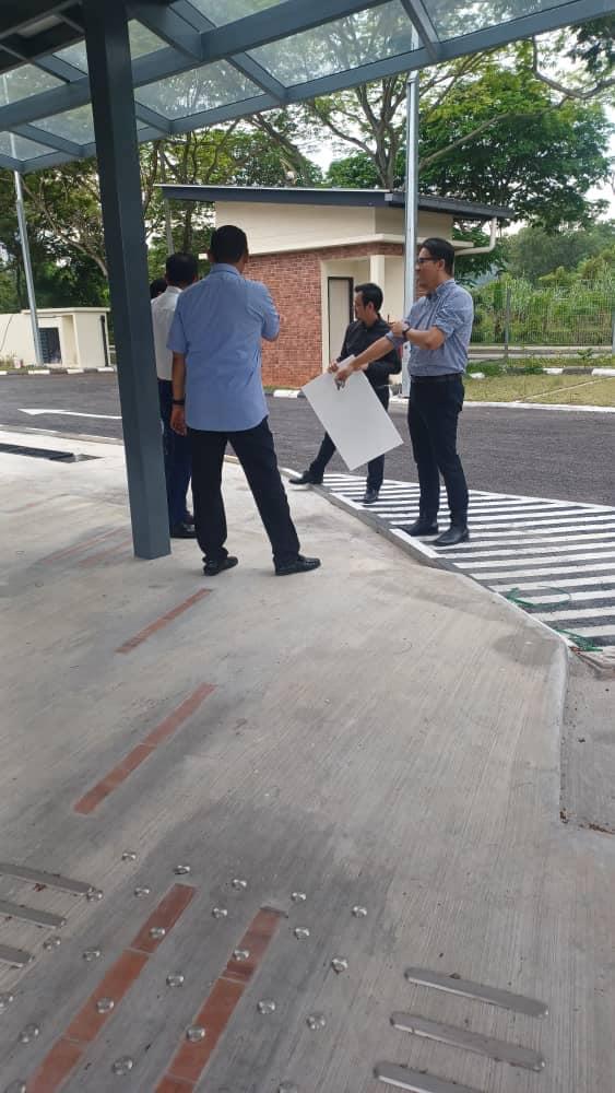 LAWATAN TURUN PADANG SEMPENA MAJLIS PERASMIAN PUSAT AKTIVITI WARGA EMAS (PAWE) SG TUA