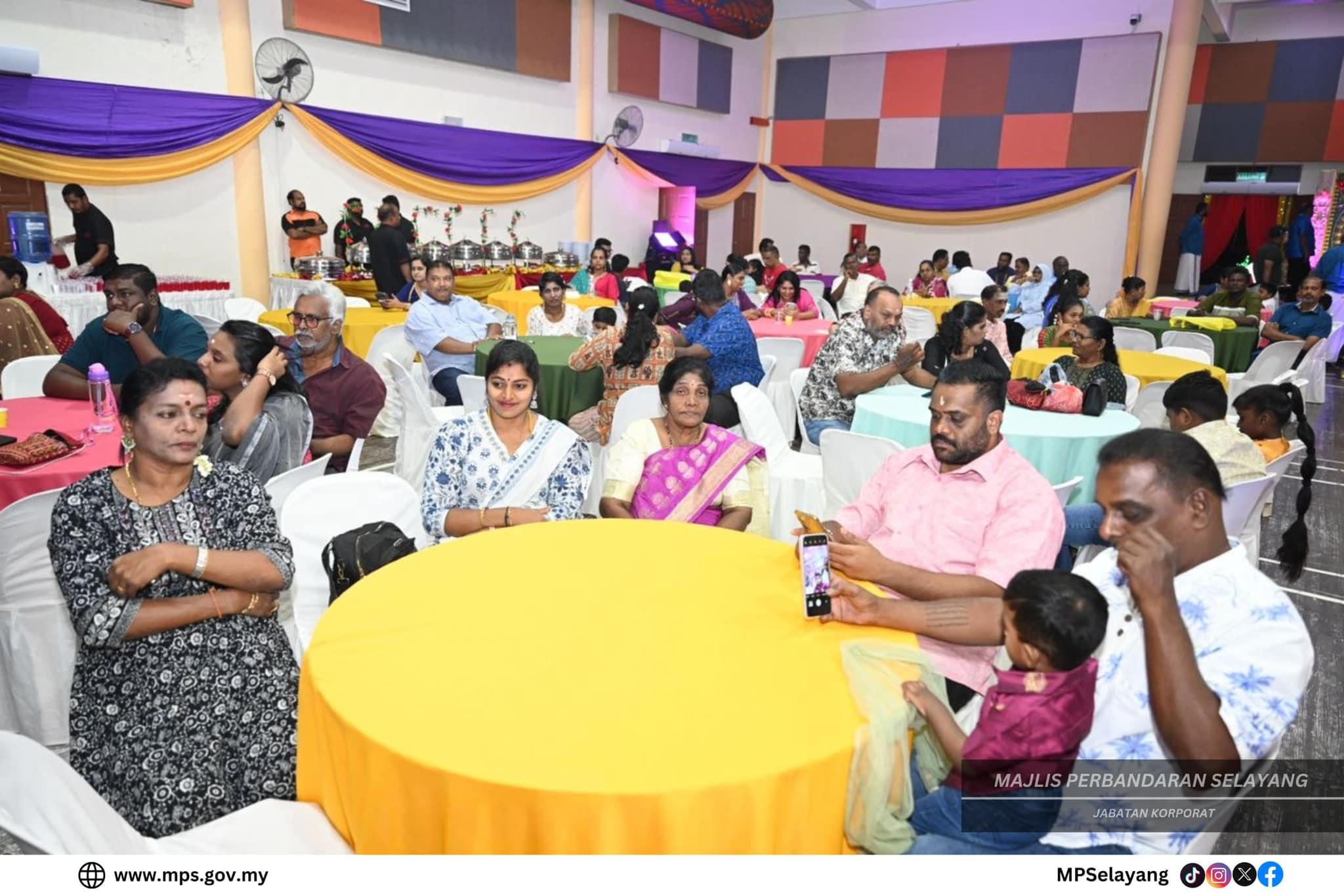  MAJLIS SINARAN DEEPAVALI