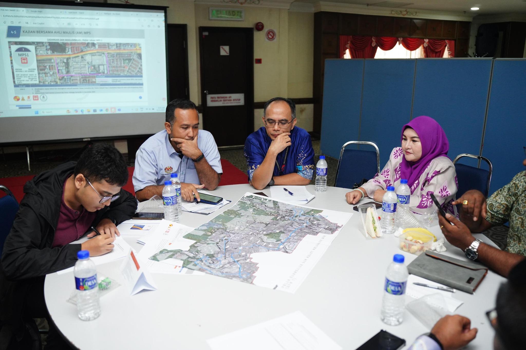BENGKEL PEMANTAPAN PRESTASI FOCUS GROUP DISCUSSION (FGD) KAJIAN LALUAN BAS SMART SELANGOR DI KAWASAN PENTADBIRAN MPS TAHUN 2025