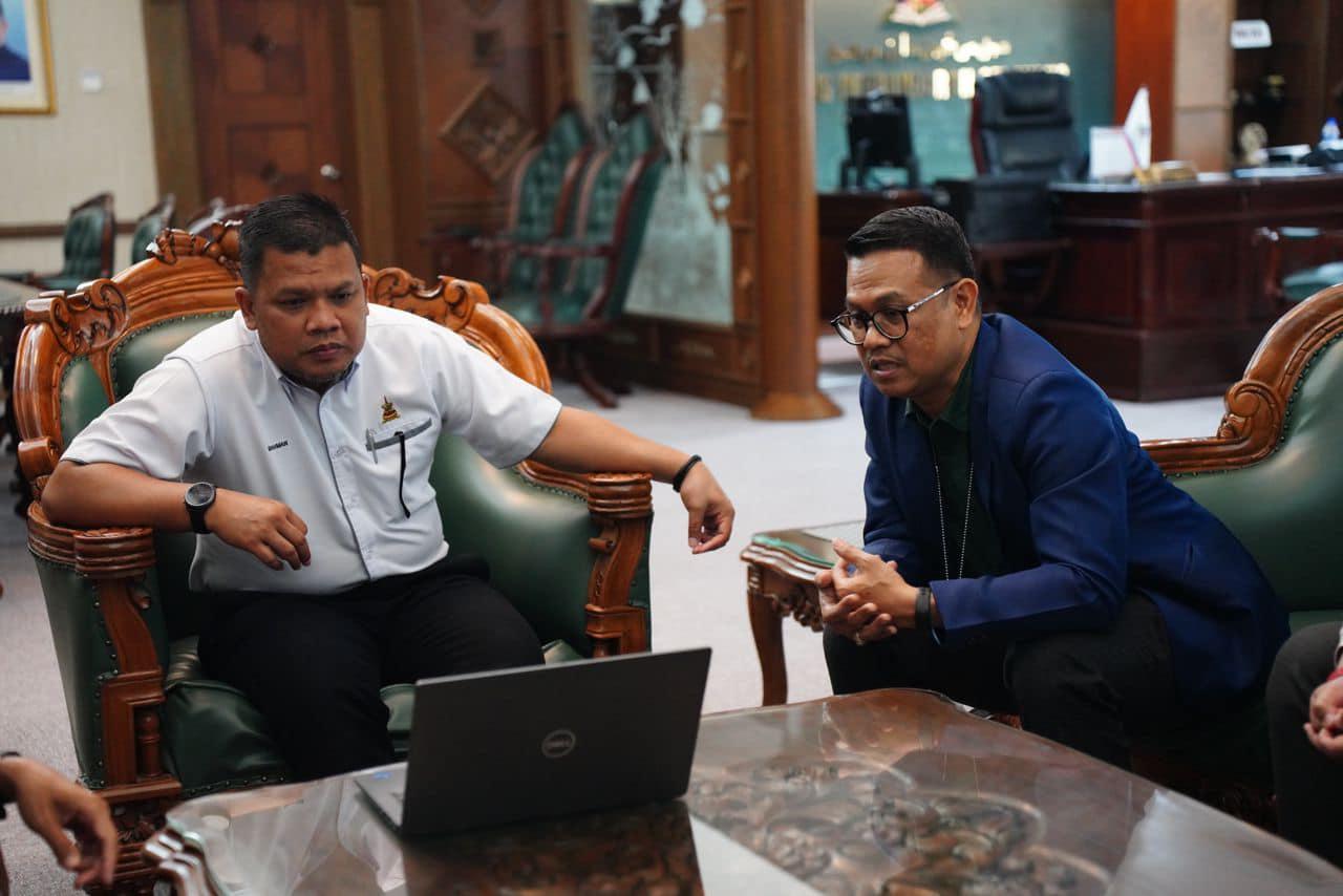 KUNJUNG HORMAT PENGURUSAN AIR SELANGOR WILAYAH GOMBAK KE PEJABAT YANG DIPERTUA