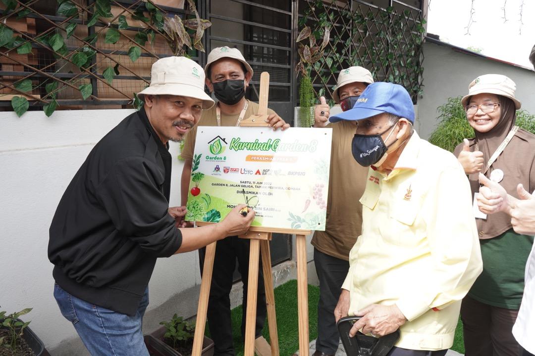 Karnival Garden 8