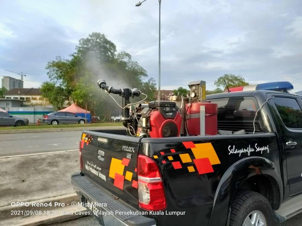Kerja-Kerja Semburan Kabus Oleh Unit Kawalan Denggi MPS