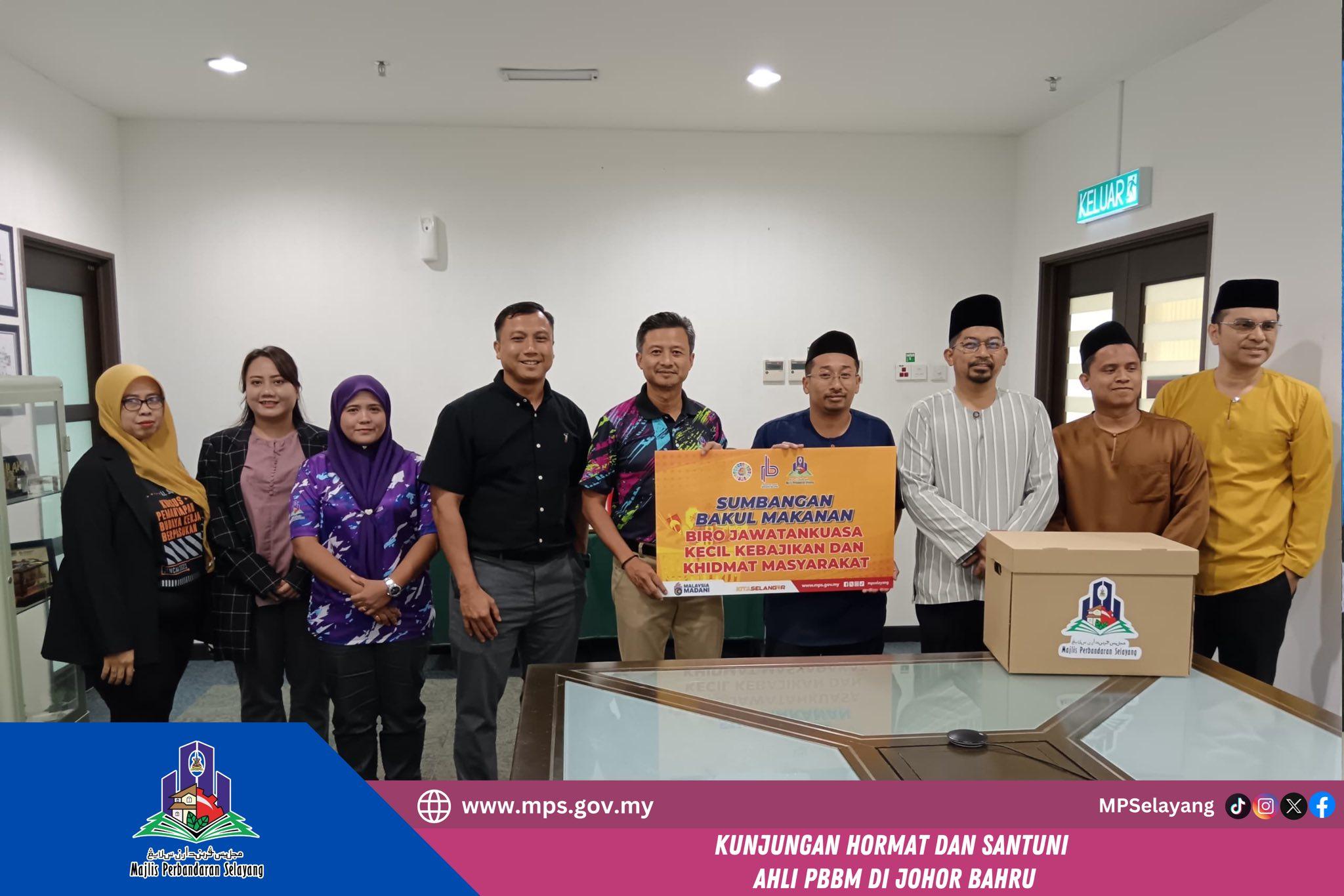 KUNJUNGAN HORMAT DAN SANTUNI AHLI PBBM DI JOHOR BAHRU KUNJUNGAN HORMAT DAN SANTUNI AHLI PBBM DI JOHOR BAHRU