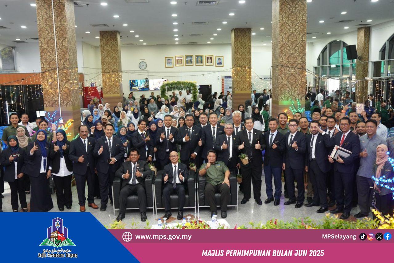 MAJLIS PERHIMPUNAN BULAN JUN 2025 HOS JABATAN LANDSKAP MAJLIS PERHIMPUNAN BULAN JUN 2025 HOS JABATAN LANDSKAP