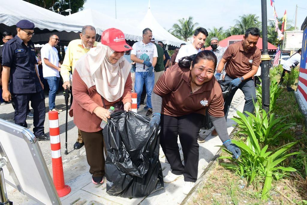 Program Penanaman Pokok Sempena Hari Hutan Antarabangsa Peringkat Daerah Gombak