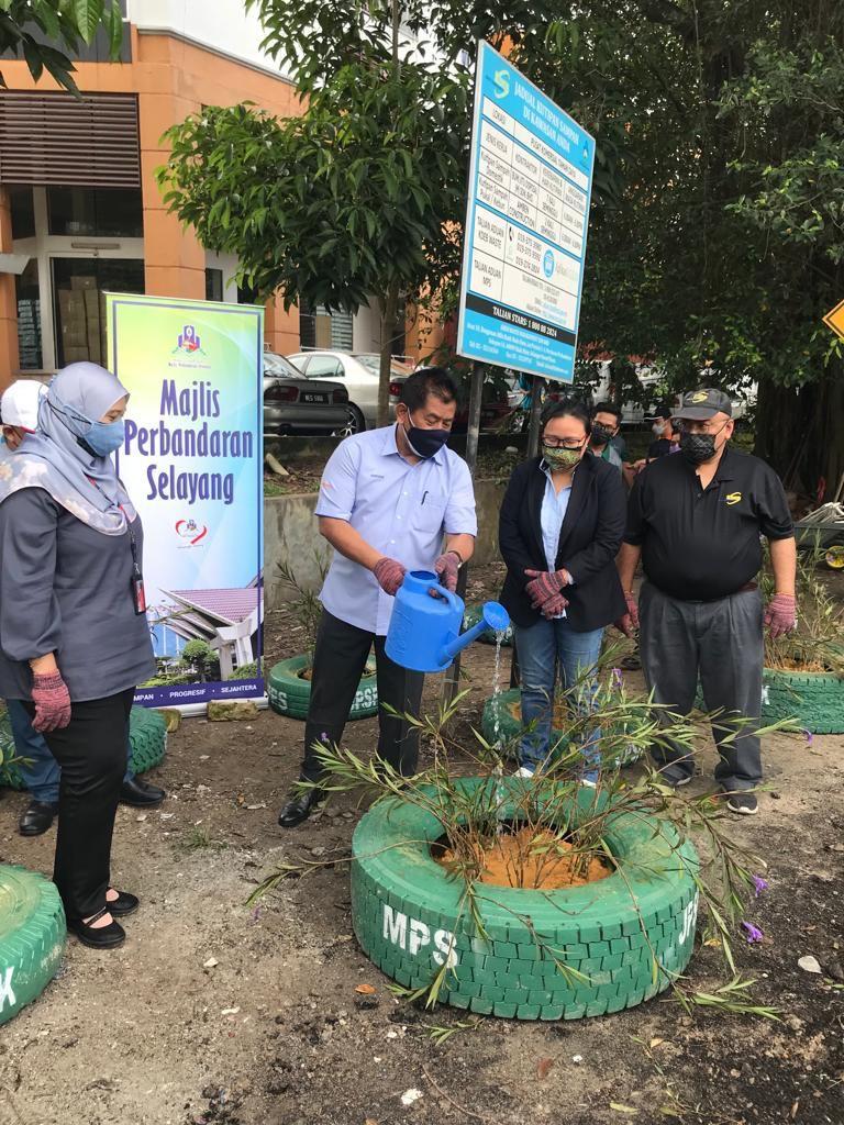 Program Pengindahan Hotspot Sampah Haram 