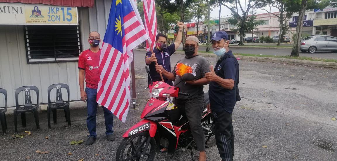 Program Penyerahan Bendera Malaysia Sempena Sambutan Hari Kebangsaan Dan Hari Malaysia