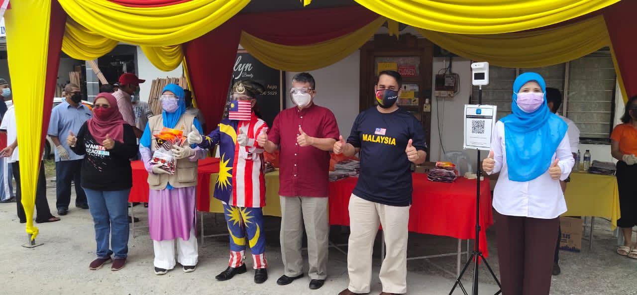 Program Penyerahan Bendera Malaysia Sempena Sambutan Hari Kebangsaan Dan Hari Malaysia