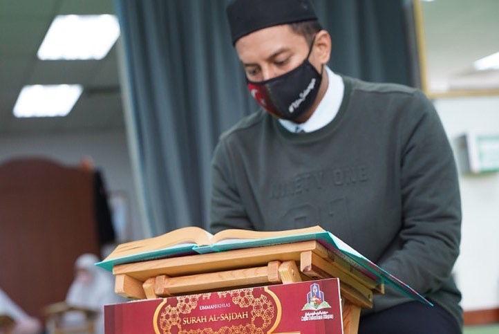 Satu Jam Bersama Al-Quran