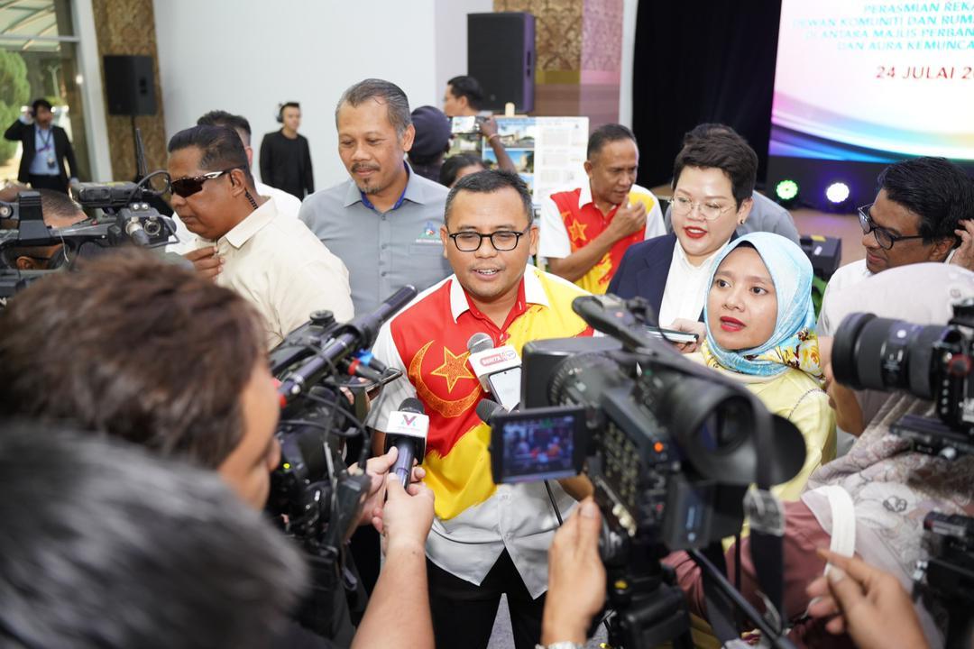 Majlis Perasmian Reka Bentuk Dewan Komuniti dan Rumah Penjawat Awam