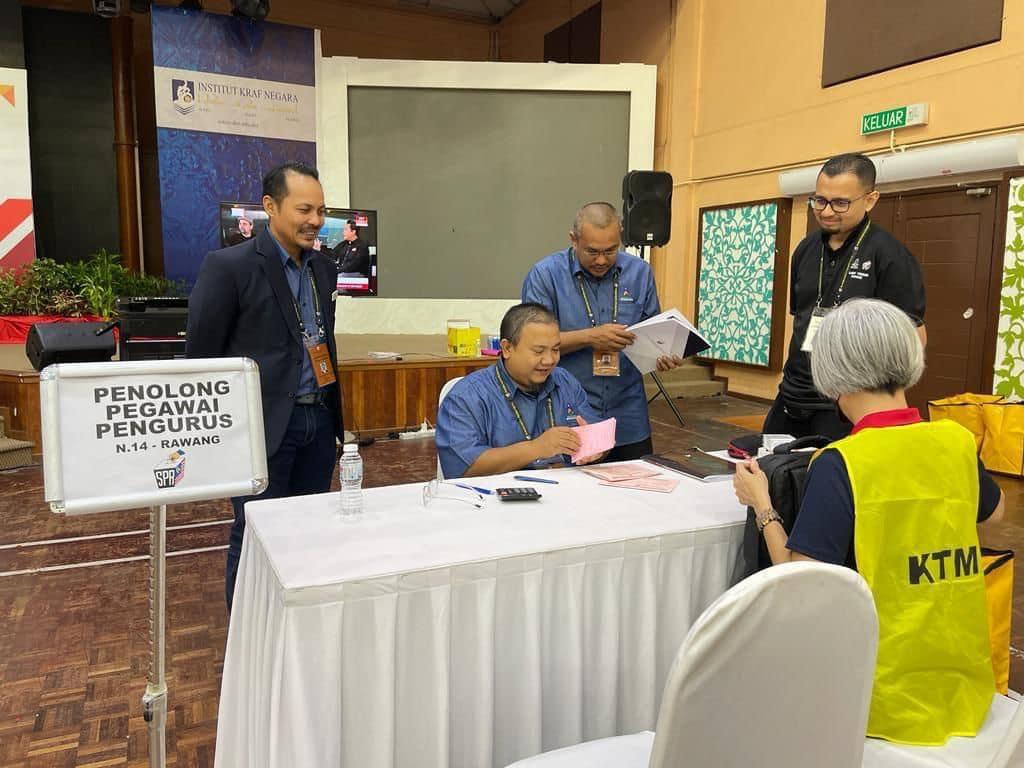 Penjumlahan Undi Rasmi Pilihan Raya Dewan Undangan Negeri Selangor Ke-15