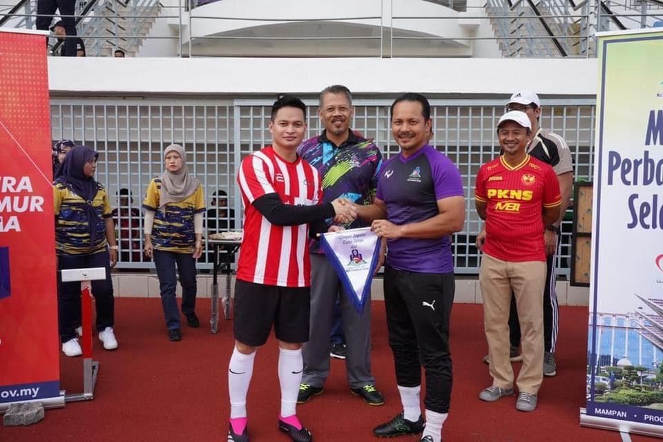 Perlawanan Persahabatan Bola Sepak Antara Majlis Perbandaran Selayang (MPS) Dan Media Prima Omnia