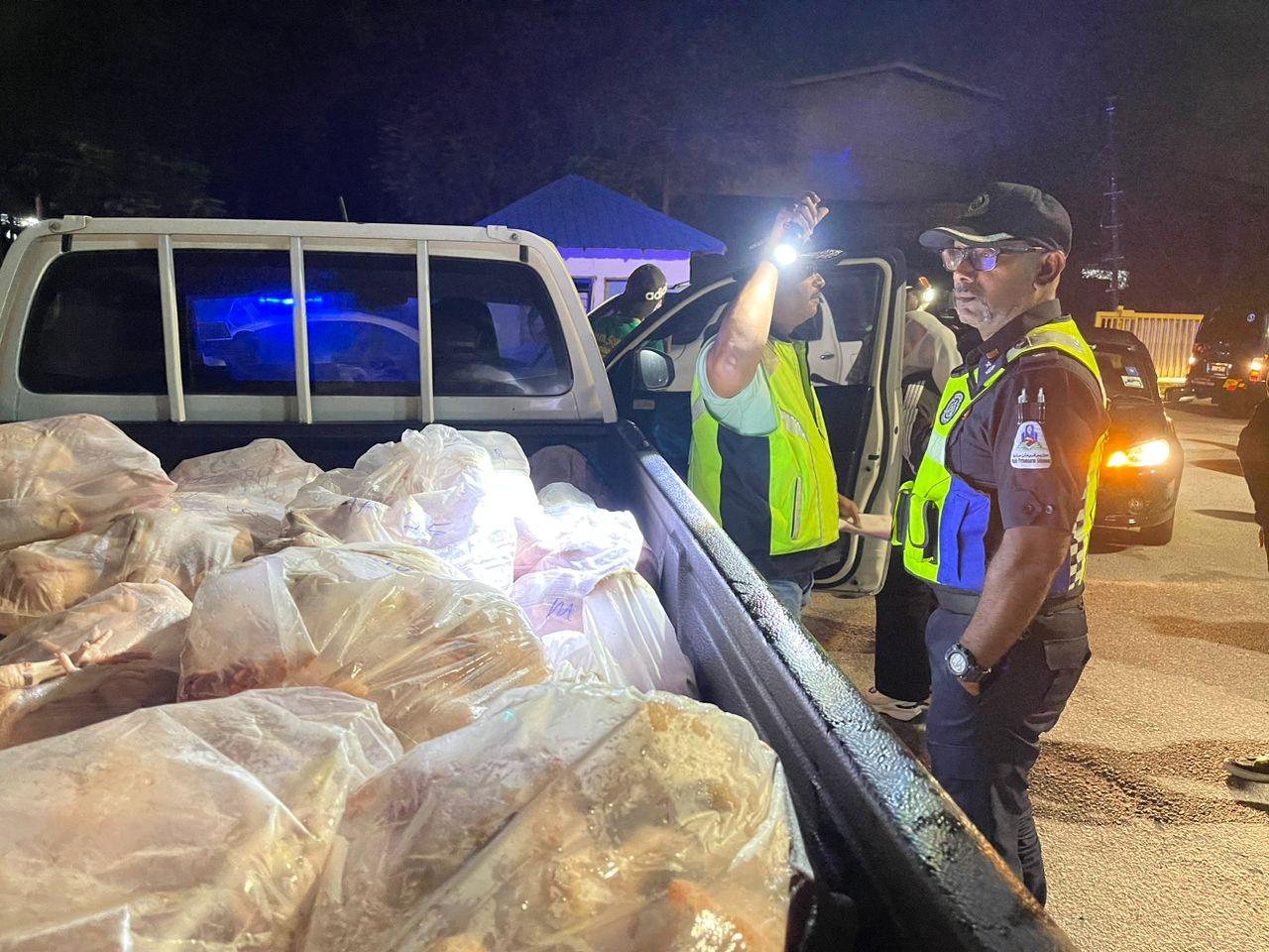 Kilang Memproses Ayam Tanpa Lesen Diserbu