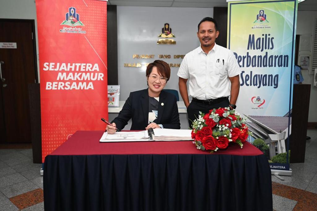 Sesi Kunjung Hormat Ahli Dewan Negeri Bukit Lanjan
