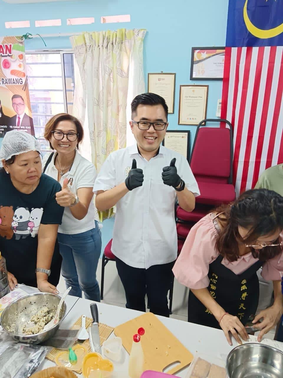 Bengkel Keusahawanan Membuat Sushi